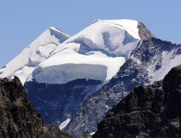 Лавина накрыла горнолыжников на итальянском курорте, есть жертвы