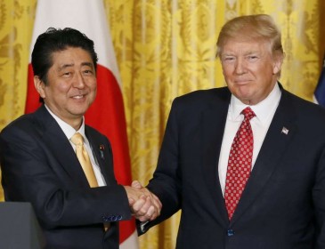 Премьер Японии рассказал о гостайне после встречи с Трампом