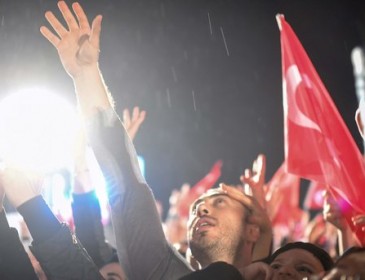 Референдум в Турции: стали известны результаты подсчета 99% бюллетеней