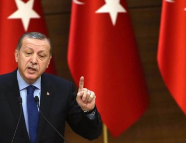 В Турции уволили с госслужбы 4 тысяч человек