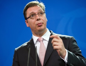 Премьер-министр Сербии Александар Вучич пообещал дружить с Россией и быстро создать кабмин