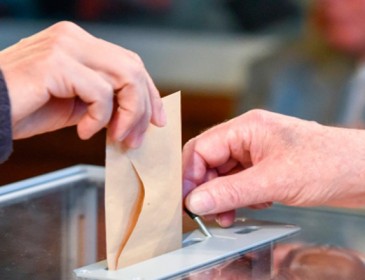 89-летний француз проголосовал и умер на избирательном участке