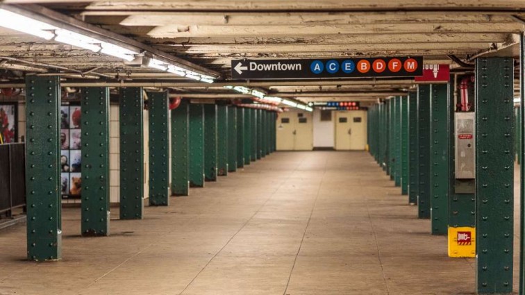 Трагедии в метрополитене в Нью-Йорке: Появились первые кадры — «Нас просто похоронили заживо»