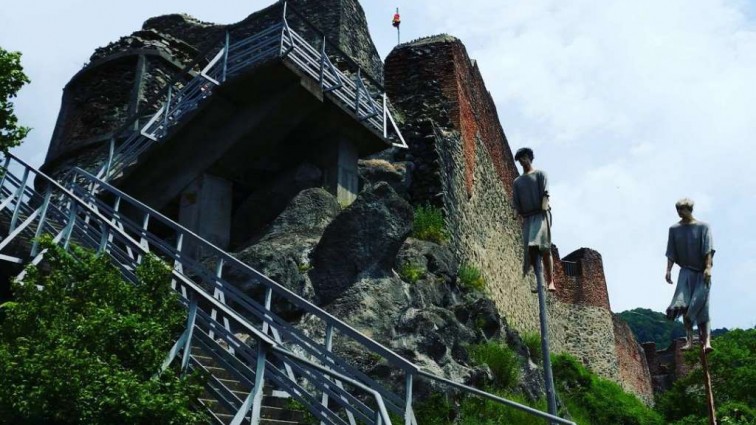 Замок Дракулы в Румынии закрыли по очень странной причине