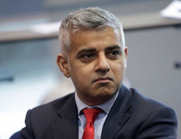 Трусливая атака: Мэр Лондона отреагировал на ужасный теракт в британской столице