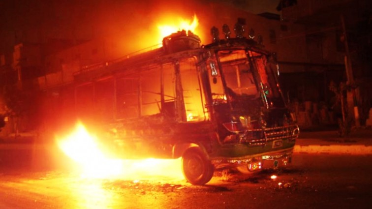 Ужасное ДТП с пассажирским автобусом: люди горели в салоне (видео)