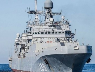 Российские военные корабли устроили провокацию возле границ Латвии