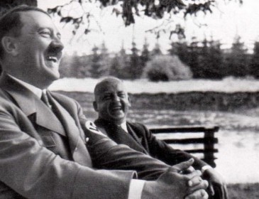 Японец сделал Гитлера посланником мира
