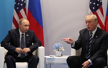 Целых два часа: Стало известно, о чем говорили Путин  и Трамп