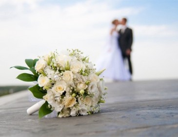 В России женихи подрались возле ЗАГСа в день свадьбы