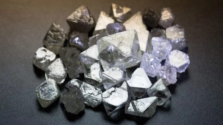 В Якутии пропали 16 копателей алмазов