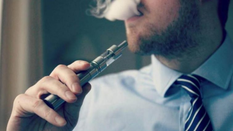 Ученые опровергли безопасность электронных сигарет