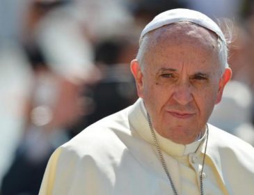 Папу Римского официально обвинили в ереси