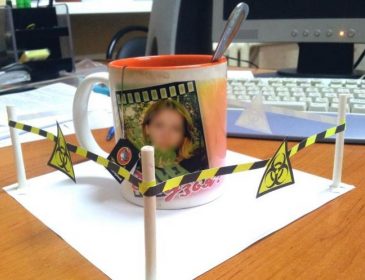 Почему пить чай или кофе в офисе опасно?