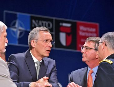 НАТО прервет контакты с Россией