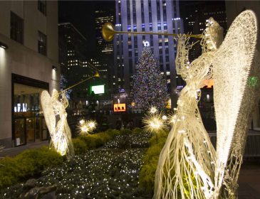 В Нью-Йорке уже усердно готовятся к Рождеству
