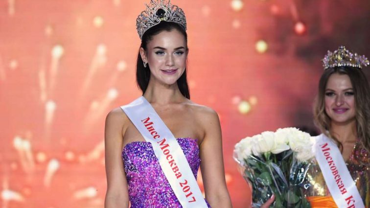 «Бабло снова побеждает все» — россияне высмеяли обладательницу титула «Мисс Москва – 2017»
