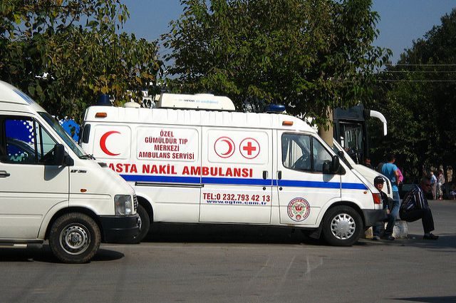 В Турции перевернулся автобус с пассажирами, есть пострадавшие