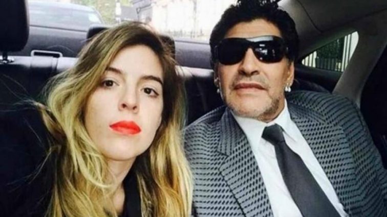 Легендарный Марадона обвинил дочь в многомиллионной краже