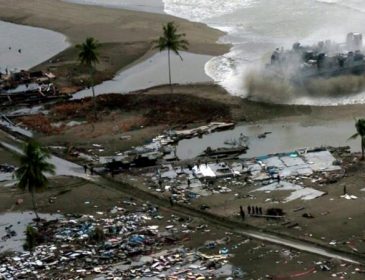 Надвигается цунами: тысячи людей эвакуировали с побережья