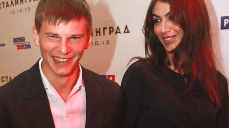 Компания «Аэрофлот» подает в суд на супругу Андрея Аршавина