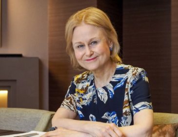 Пережив страшную болезнь: Дарья Донцова рассказала о борьбе с онкологией