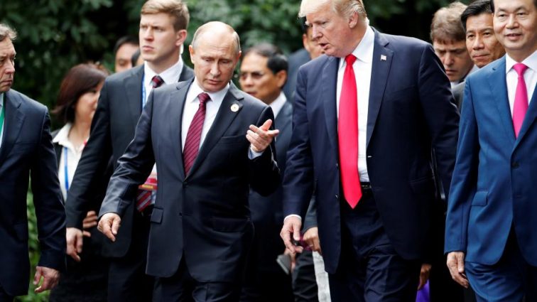 «Конструктивный и деловой разговор»: Трамп поздравил Путина с победой