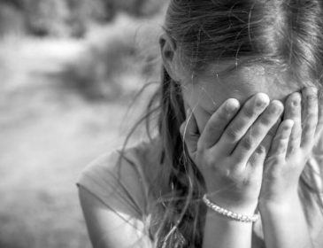 «Возбуждено уголовное дело»: 13-летняя школьница забеременела после изнасилования