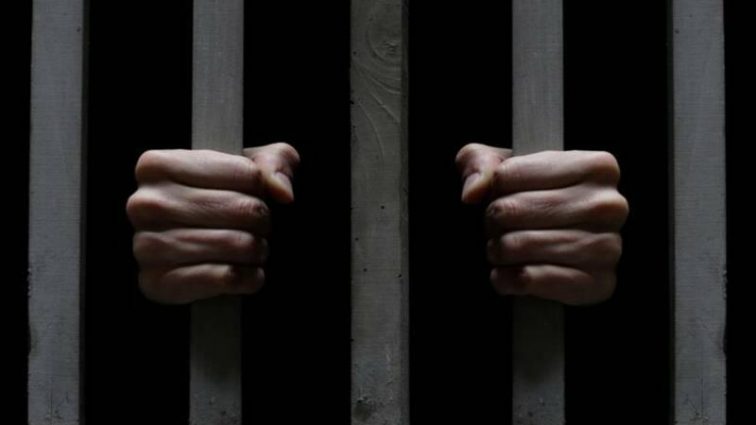 «К пожизненному заключению»: суд приговорил подростка за страшное преступление