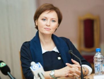 Бурные выяснения: бывший муж Елены Ксенофонтовой забрал у неё недвижимость