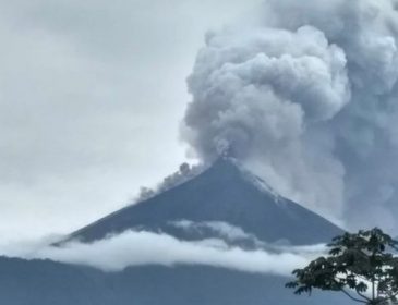Извержения вулкана Фуэго: США пообещали помочь пострадавшим