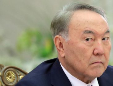 Нурсултан Назарбаев шокировал общественность в столице Китая