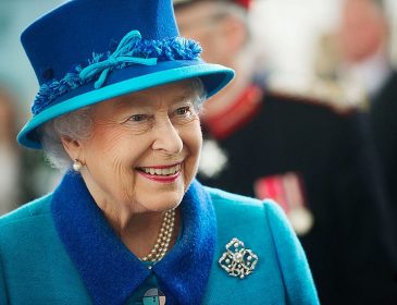 В честь 65-летия правления Елизаветы II ей сделали огромный подарок