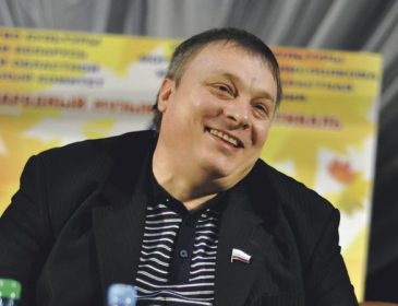 Разин призвал молиться за известную украинскую певицу, впавшую в кому после инсульта