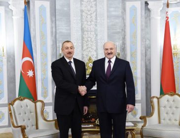 «Беларусь вас ждала»: Лукашенко провел историческую встречу с президентом Азербайджана