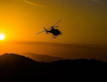 «Погибли все»: В ОАЭ разбился вертолет со спасателями