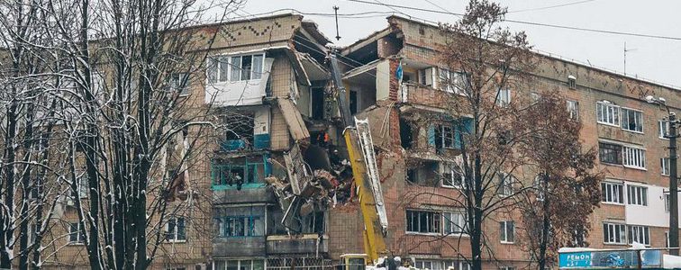 Трагедия в России: после взрыва газа разрушено 40 квартир, есть погибшие