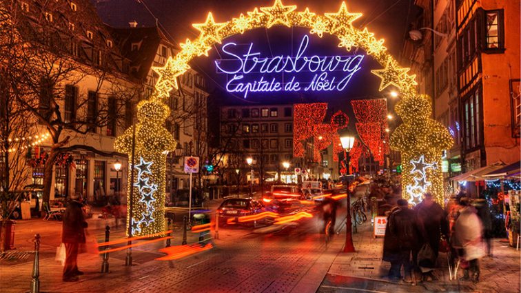 Теракт в Страсбурге: власти снова открыли рождественский ярмарок