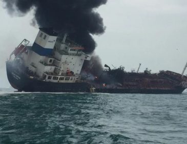У одного из побережий Гонконга взорвался танкер, 23 пострадавших