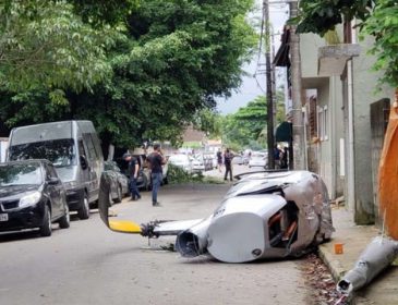 В Бразилии вертолет упал прямо посреди улицы с людьми, есть жертвы