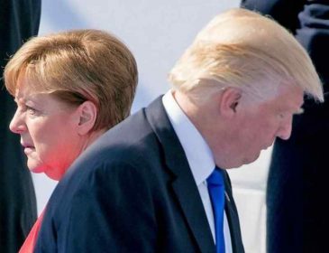Канцлер Германии Ангела Меркель в Давосе многозначительно проигнорировала лидера США Дональда Трампа