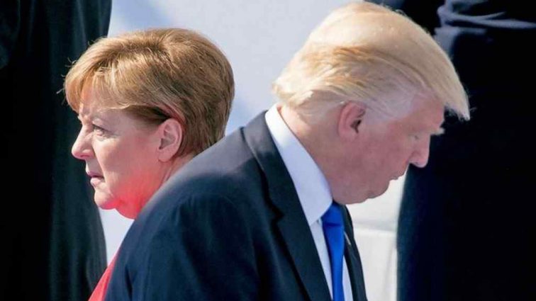Канцлер Германии Ангела Меркель в Давосе многозначительно проигнорировала лидера США Дональда Трампа