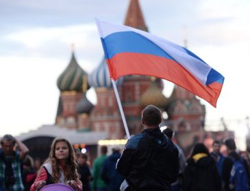 Впервые за десять лет: Население России начало сокращаться