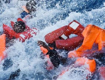 Погибли 117 человек: В Средиземном море затонуло судно с мигрантами