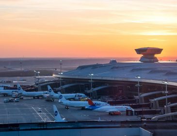 «А виновны в этом…»: В российском аэропорту столкнулись два пассажирских самолета